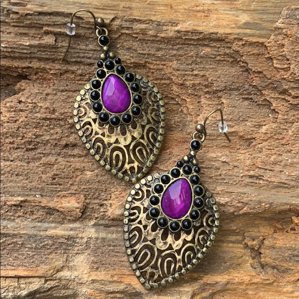 Earrings - Picture 3 of 3